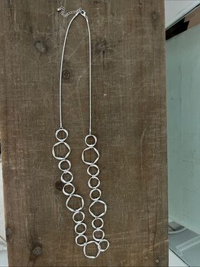 Necklaces brushed